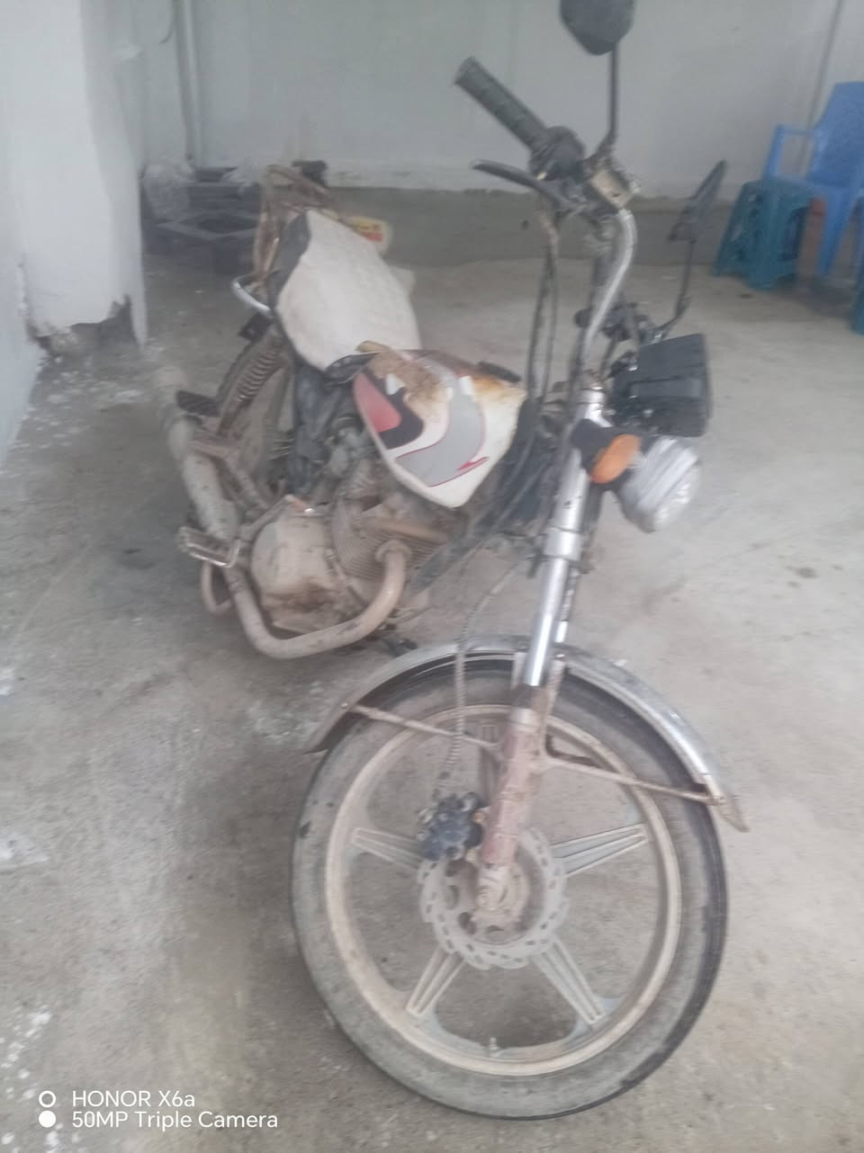 السلام عليكم ماطور سيفان موديل 2020 محرك نضيف السعر. 225 رقم الموبايل ***********
