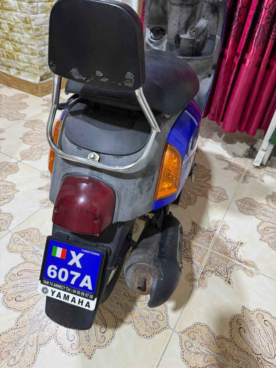 سلام عليكم بوليس للبيع كفالة السعر 1100وبيها مجال العنوان البصره الابله ***********
