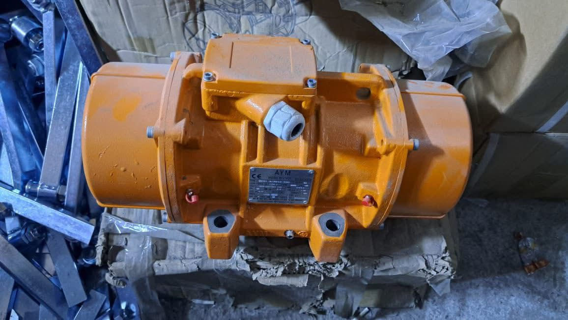 � الموزع الوحيد في العراق 🔴

🔹 شركة أبو غازي للتجارة العامة 🔹
للاستيراد والتجهيز المباشر لجميع الأدوات الاحتياطية لمعامل:

🏗️ الكونكريت (الجاف والرطب)
🛣️ الأسفلت
🧱 البلوك
⚙️ الكسارات

📦 المتوفر لدينا:

1️⃣ قوايش ناقل المواد
2️⃣ كيربوكسات براين
3️⃣ كيربوكس قوايش
4️⃣ بوابات سمنت بجميع القياسات
5️⃣ هزازات مواد بجميع الموديلات
6️⃣ براينات الإسمنت كافة الأنواع
7️⃣ جكات الهواء ومستلزماتها
8️⃣ رولات القياس بجميع الأحجام
9️⃣ فلاتر سايلو الإسمنت
🔟 خلايا الوزن الكورية الأصلية
1️⃣1️⃣ شاشات المواد
1️⃣2️⃣ عدادات الماء (ميكانيكي وإلكتروني)

🛡️ جميع الأدوات بضمان حقيقي لمدة 3 سنوات
🚚 خدمة توصيل إلى جميع محافظات العراق

📍 موقعنا: بغداد – باب الشيخ
📞 ***********
📞 ***********

⚠️ حذر التقليد في السوق – تعامل مع المصدر الأصلي لضمان الجودة والثقة
