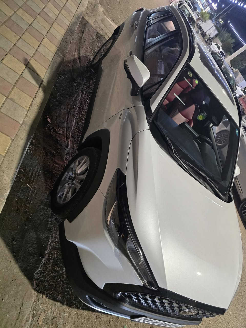 السلام عليكم .. للبيع كورلا كروس corolla cross موديل ٢٠٢٥ ماشية ١١ الف وفول مواصفات للاخير 
التفاصيل:
١.كشنات بلادي جلد احمر + كشن كهرباء 
٢. كامرات محيطية عدد ٥ 
٣.حمالات 
٤.بلوجكتر
٥.صندوق كهرباء 
٦.شاشة كبيرة
٧.ويل كب 
٩.سلايد روف فتحه + تبريد قطعتين + رادار+ كروس كونترول +ايفي مود ودرايف مود وحساس اطارات وفول الفول .
السعر : ١٨٣ $ وبيه مجال بسيط 
الخاص مفتوح


**إذا كنت صاحب هذا الإعلان وتريد حذفه لأي سبب، رجاءا أرسل رسالة إلى الدعم الفني**