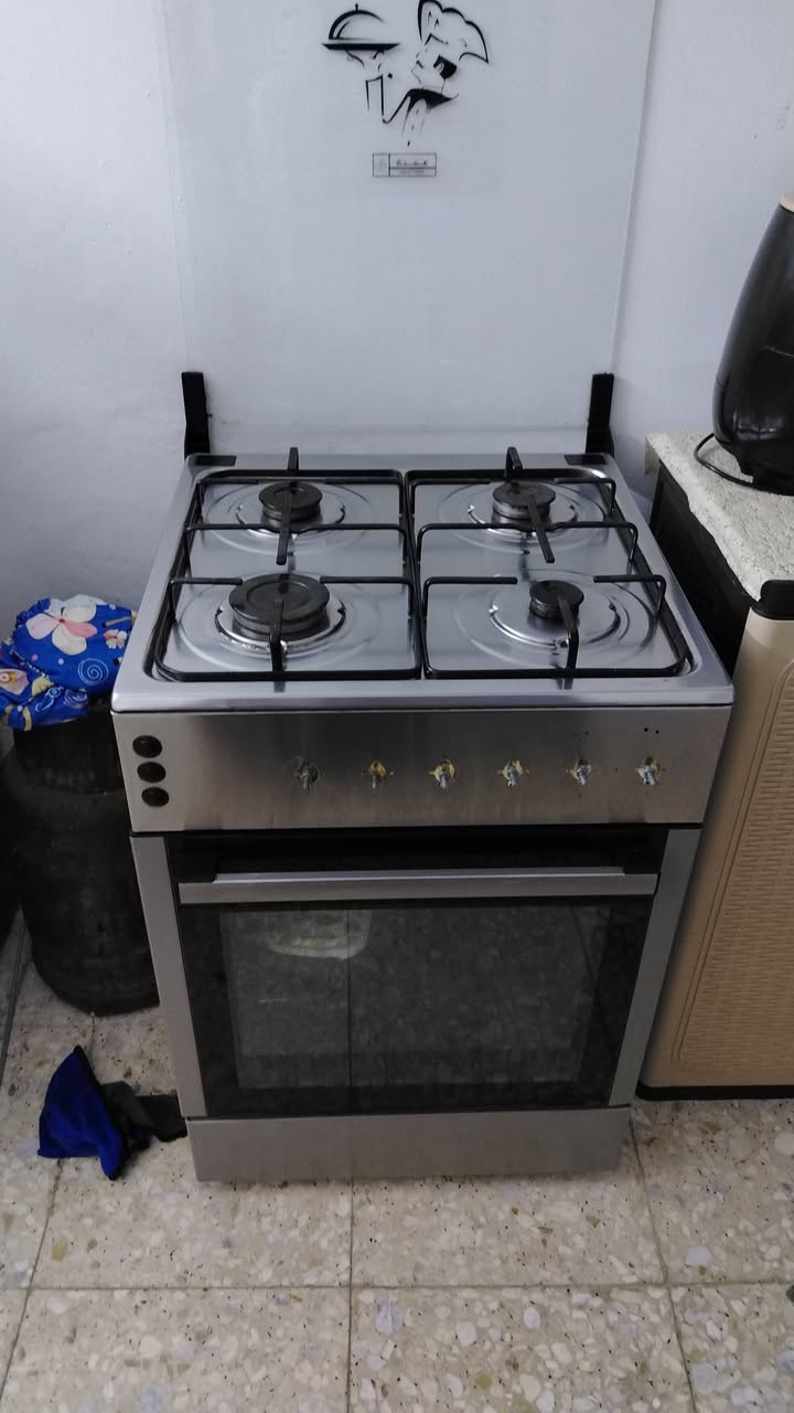 نظافته ٩٥ بل ١٠٠ سعره ١٢٠


**إذا كنت صاحب هذا الإعلان وتريد حذفه لأي سبب، رجاءا أرسل رسالة إلى الدعم الفني**