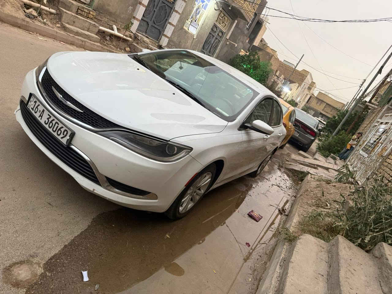 سلام عليكم 
للبيع  c200 
2017 
ضربتها قبق جنطه فقط 
سعر116 للاستفسار  ***********
مكان ذي قار مركز
