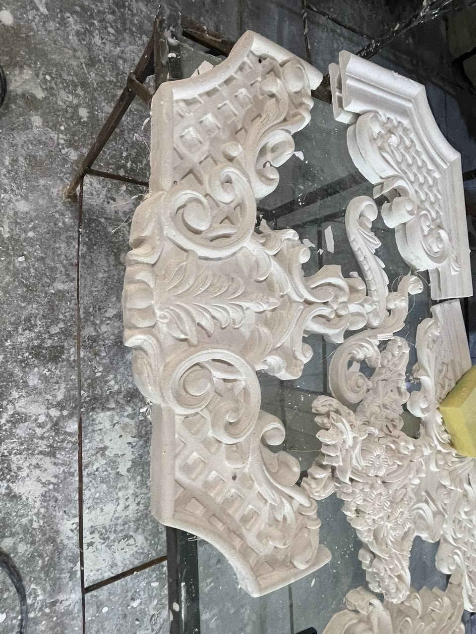 بسمالله توكنا على الله معمل برهان الديكور فلوجه شارع العام مجاور مطعم عافيه خصم 50بل ١٠٠ الكل الخلف ***********
