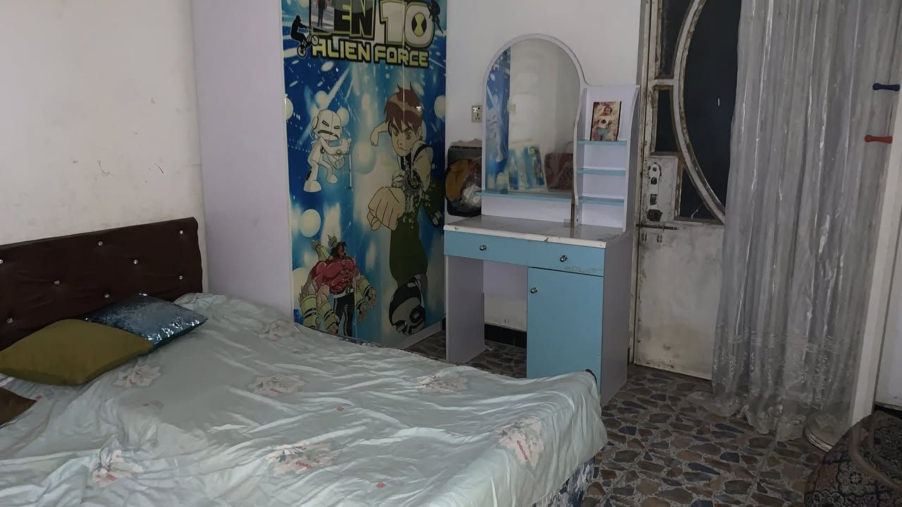 غرفه اطفال للبيع العنوان مدينه الصدر  ***********
