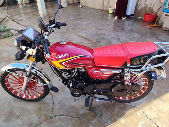 دراجه سونيك موديل 25محرك 200بعده عله وضع الشركه تشغيل عن بعد ريموند عدد 2سويج عدد 2السعر 875وبي مجال الشراي  يتصل *********** مكاني الحويجه  داخل
