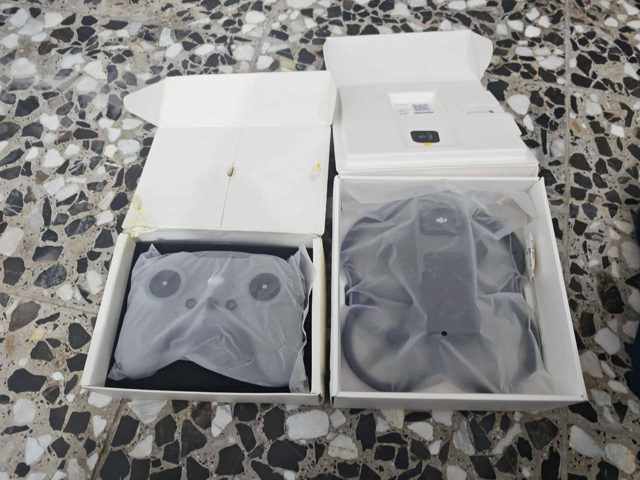 درونات افاتا ون نضيفه كلش طايره مرتين ملحقات كامله  نضاره جوستك ٣ بطاريات شاحنه
وتجميعه Fpv 

مكاني بابل ***********

ابيع سوه مابيع كلمن وحده
