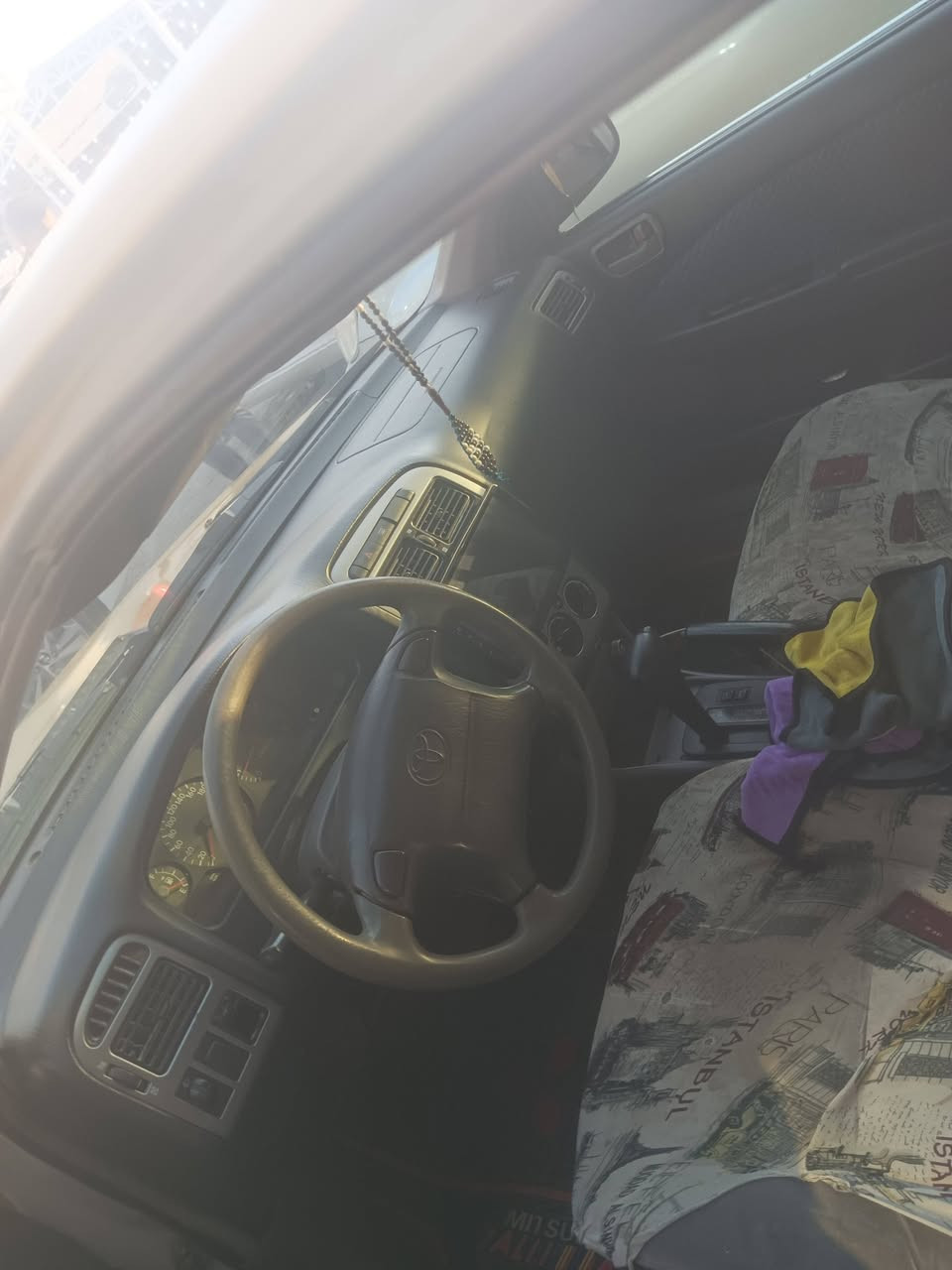 السلام عليكم من رخصه المدير المحترم
كرونا نفخ موديل 2000 حداديه تخم تاير جديد سياره نضيفه وخير من الله دواخل نضيفه وبصمه السياره مكفوله من الكص السياره تريد مدار تريد وكاله رقمهة بغداد غرامات ما عليهة السياره عليهة هيئه تكطعهن 
من فلوسهة وياهة غراض اربع بيبان مقفلات ودعاميه خلفيه ودوس وكم شغله العنوان النجف كوفه سعر 35 وبيهة مجال *********** بي واتساب
