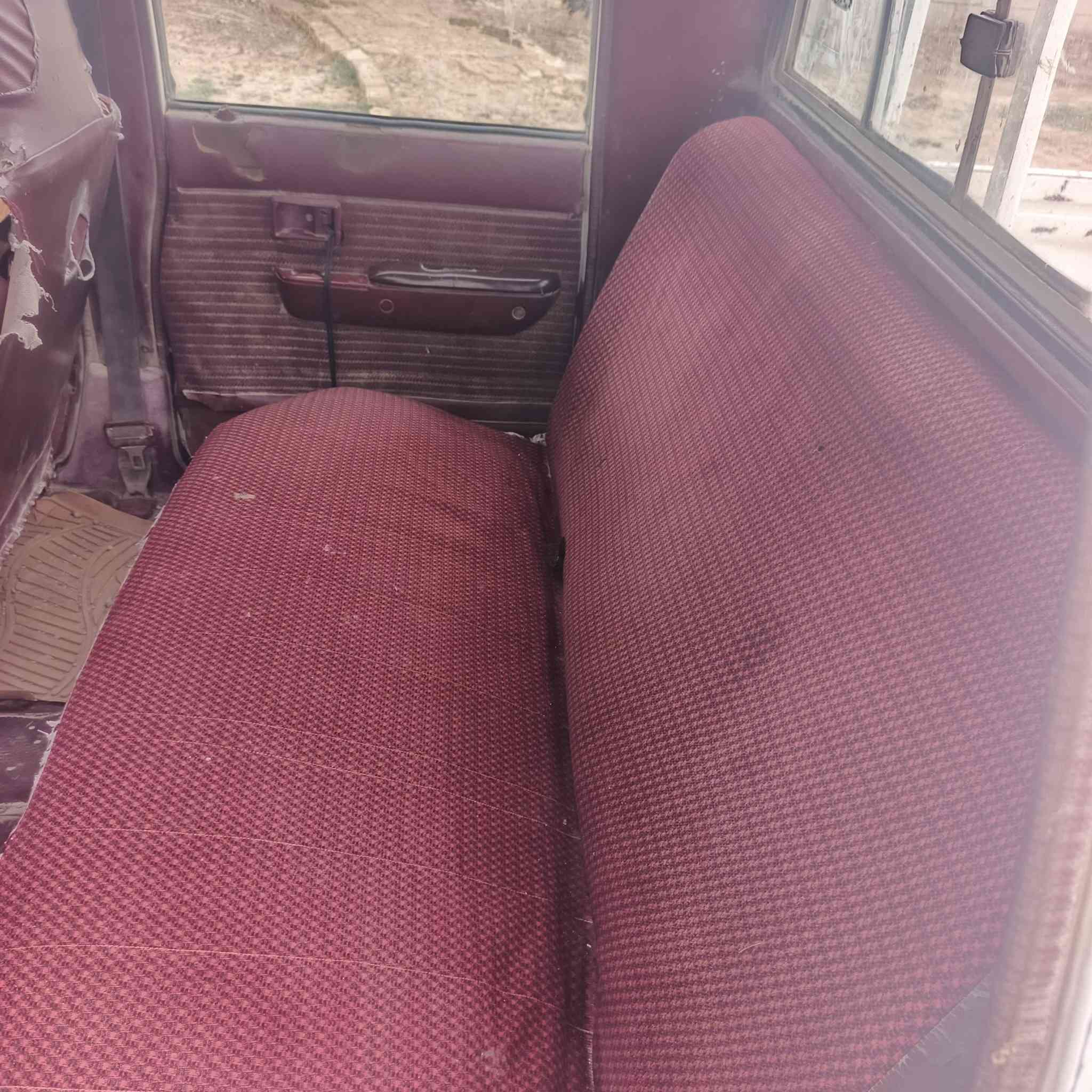 بيكم موديل 96 رقم بغداد
السعر 40 وبيه مجال 
المكان ذي قار قلعة سكر
الرقم  ***********
