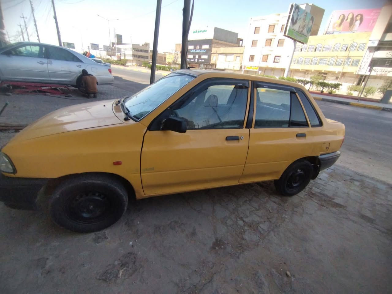 سلام عليكم عندي سياره للبيع سايبا موديل 2010 سنويا منتهيه ب 2024 سياره جاهزه نضيفه  شغاله صاحبها ما اندله هيه وغرامات مو عليه ابيع كوم حديد رقم ميسان العنوان البصره نواب ضباط السعر 17 وبيها مجال رقم الهاتف *********** بي واتساب
