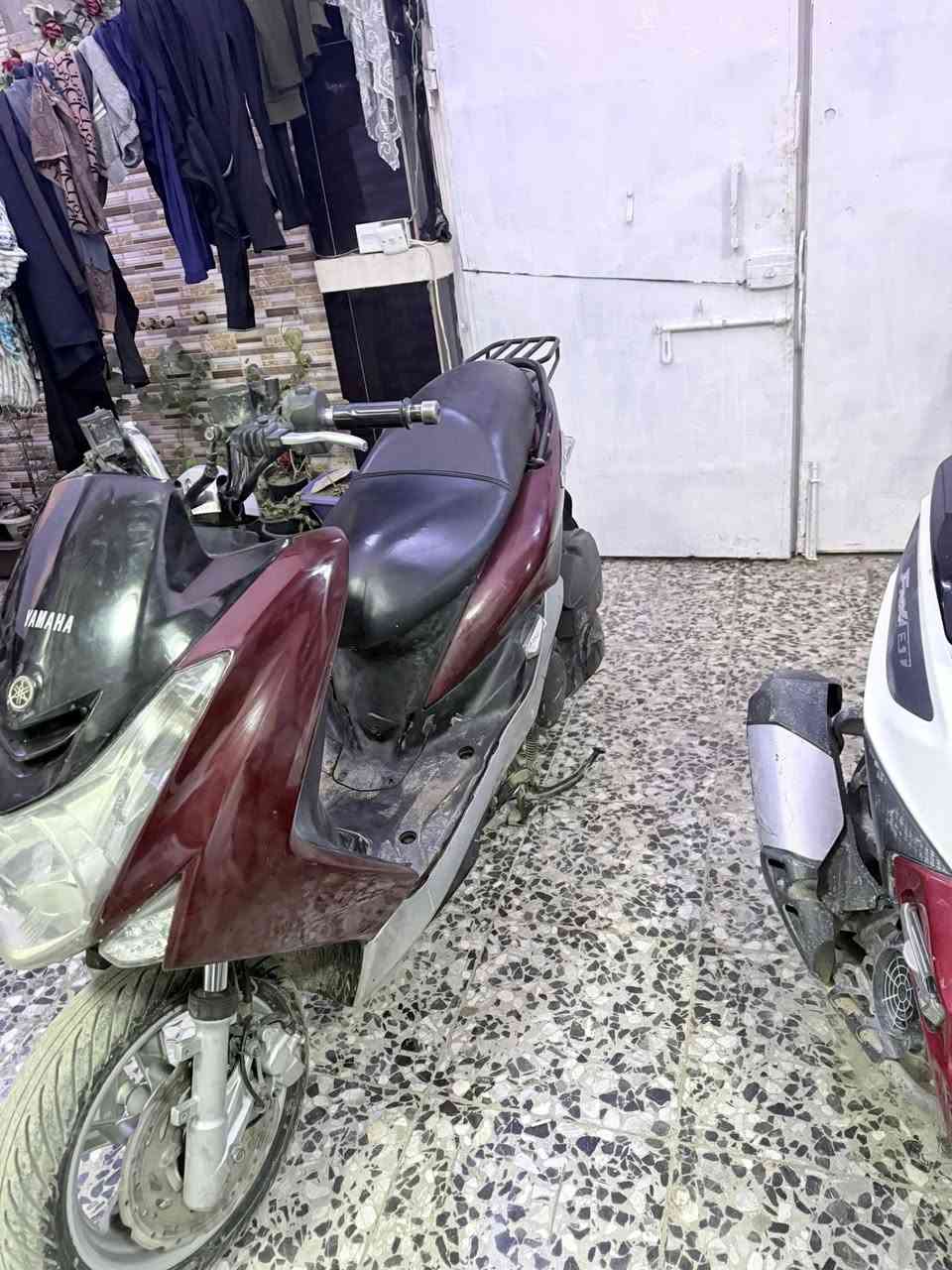 السلام عليكم ماجسته اس
مكينه مامفتوحه ابد وكامله بس ملاحضه صوت زنجيل بيه وابيع كوم حديد 700 وبيه مجال
رقم ***********
