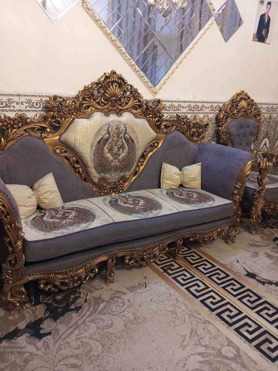 تخم زان عشر مقاعد نظيف 650مشتل شارع لمطبك ***********
