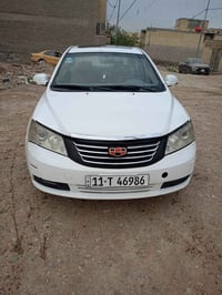 ام كراند اوتماتيك موديل 2013 بغداد لونها ابيض بيها حادث جاملغ امامي جه...