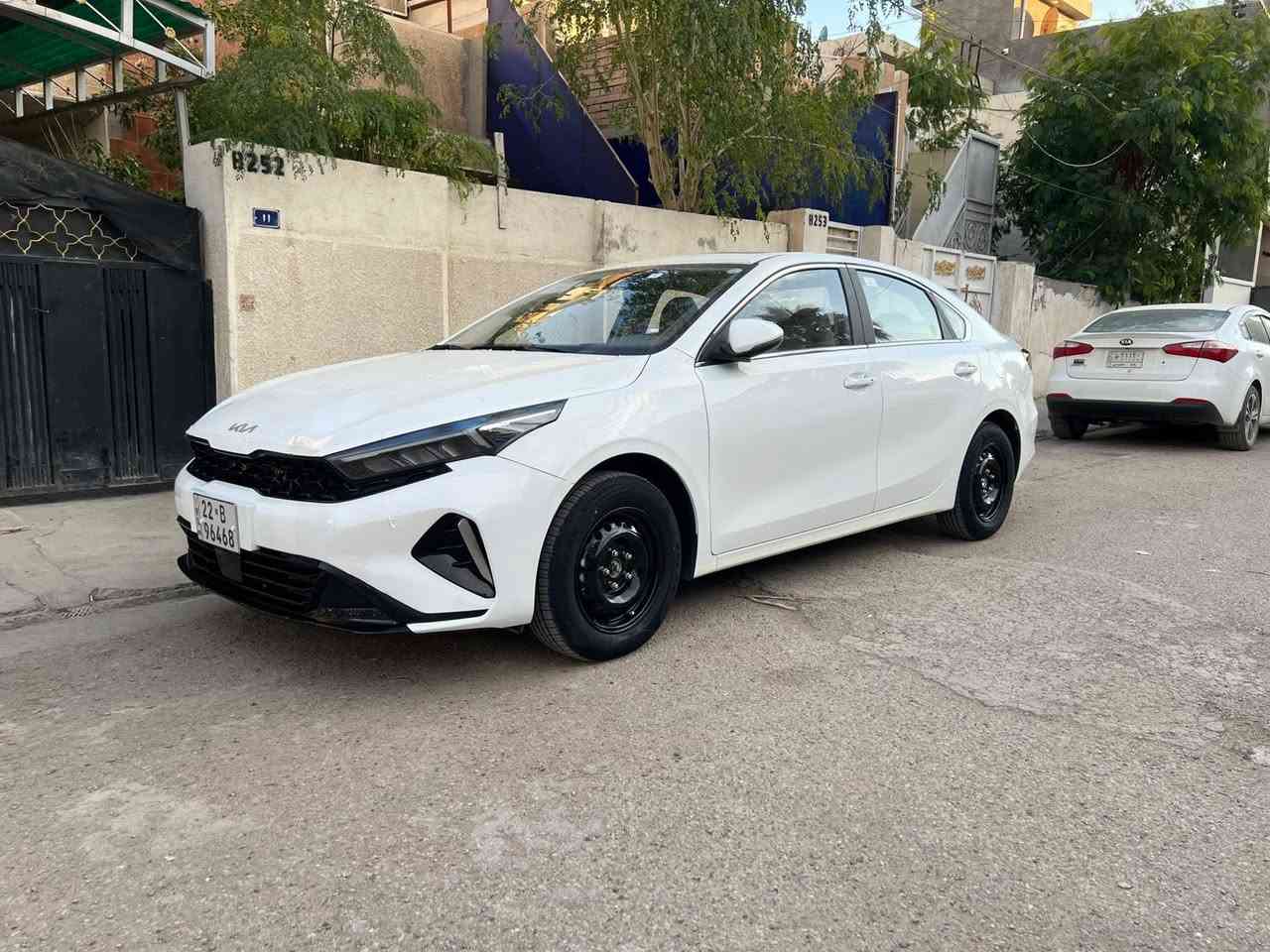 السلام عليكم
كيا k3  موديل 2022
فول مواصفات مكفوله ماشيه 41 
السعر 140 وبيها مجال للشراي 
بغداد السيديه 
***********
