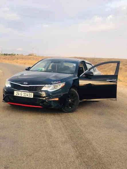 كيا اوبتيما 
موديل 2019
بيها قطعتين صبخ بدون دواخل 
بونيد و باب سايق صبخ 
سعر :130وبيها مجال بسيط 
*********** الشيخان
