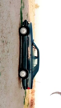 سياره • مستعج • صاحبها