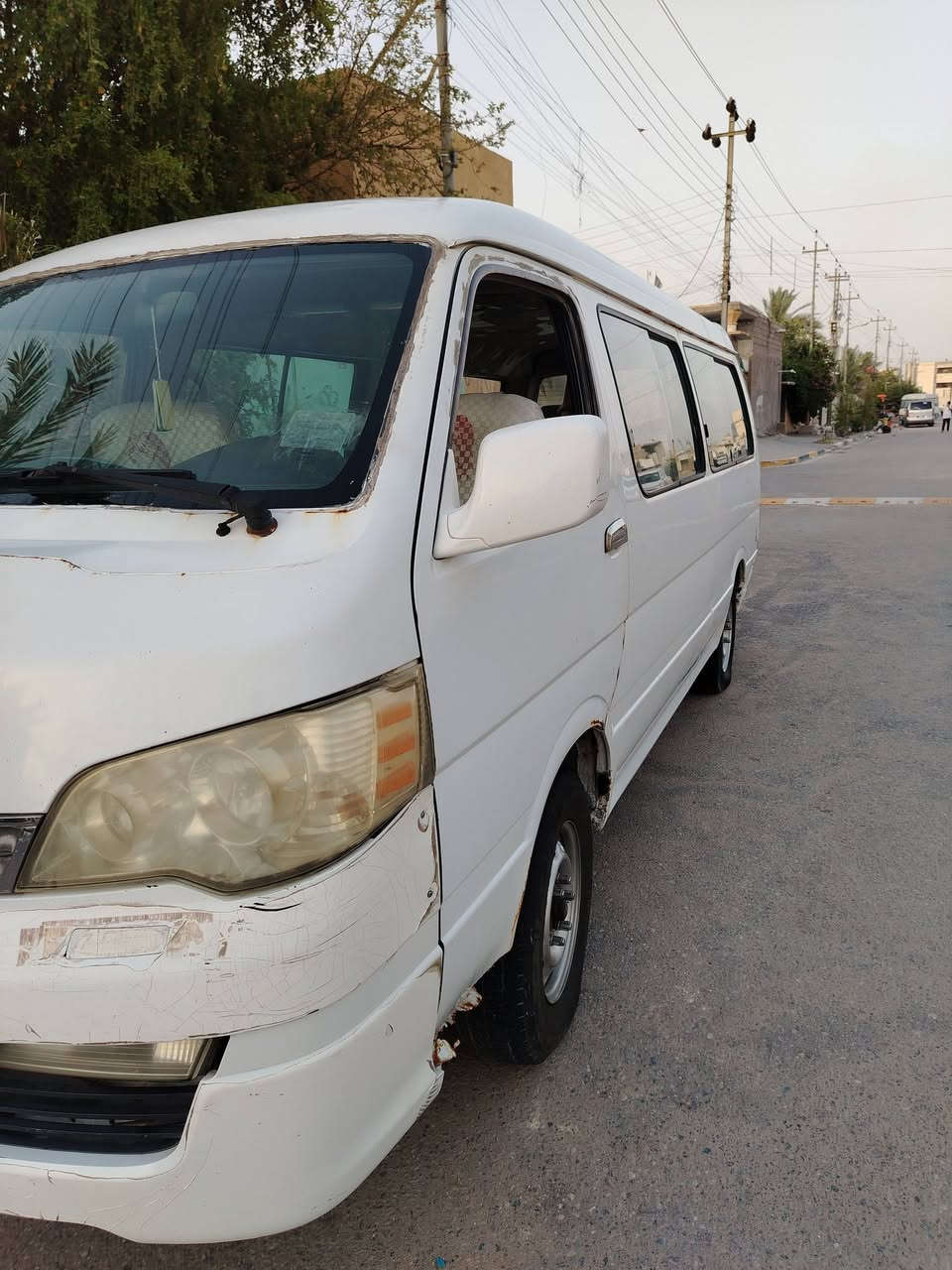 السلام عليكم سياره جنبي ناصي للبيع 14 بيه ضربه بالصفحه الطويله مال العبري سنويه منتهيه السياره حره بأسم ولد من التنومه البصره من الاخير ابيع كوم حديد كلشي عليك سعر 48 وبيه مجال الشراي يتصل واتساب فقط ***********
