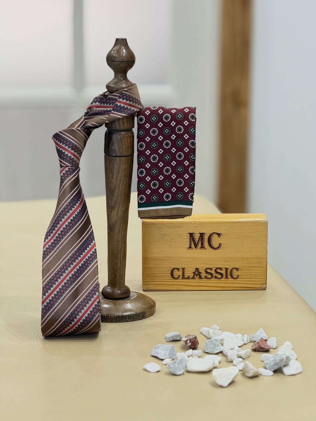 ⁨	⁨	⁨	⁨	‏ MC CLASSIC ‏ ⁨	⁨	‏ 
  الأناقة _تبدي _من_ أول _خطوة

⚜️رباط  وكاله MC CLASSIC
⚜️الطول : 160سم
⚜️العرض : 7 سم 
⚜️السعر : 25الف 
⚜️الصناعه : تركي

‏‎للحجز او الاستفسار مراسلتنا على الصفحه
اومراسلتنا واتساب  *********** .  ***********
تلكرام :- https://t.me/mcclasic
انستكرام :- https://www.instagram.com/mc_classic79?igsh=MWZuc3Z2b2YycGNwOA%3D%3D&utm_source=qr
تيك توك :- https://www.tiktok.com/‪‪‪‪‪‪‪@mcclassic79‬‬‬‬‬‬‬?_t=8kdkCdce82f&_r=1
سناب جات :- https://t.snapchat.com/QEyQBMCC
#العنوان
 بغداد - كرادة داخل -فرع صيدليه جوهره ابن حيان 

اوقات الدوام من 10 صباحا الى 12 ليلاً
🔴 يوجد #توصيل بغداد وكافة المحافظات 
بغداد 🚕  5 الف  المحافظات 🚗 5 الف⁩⁩⁩⁩⁩⁩
