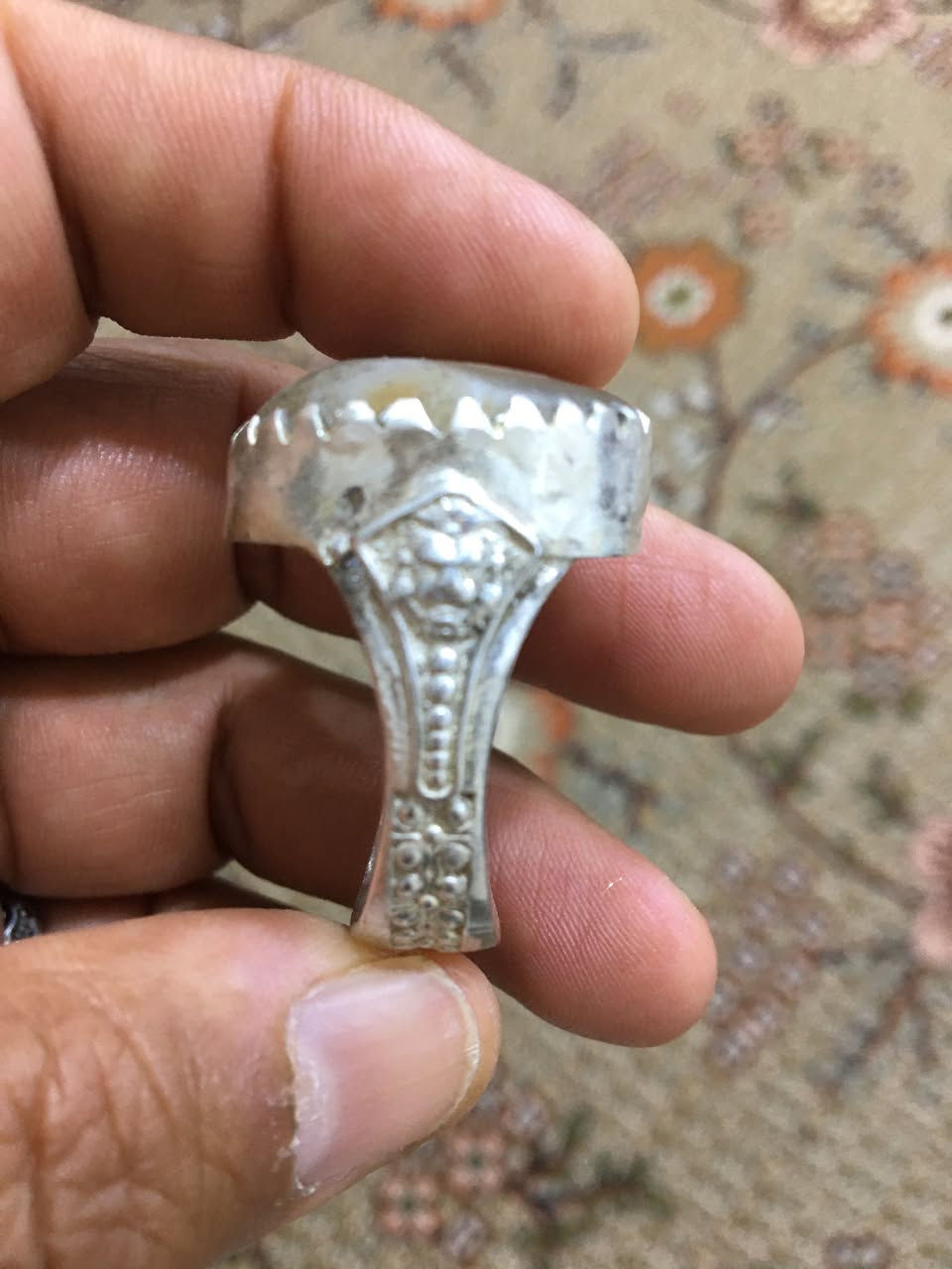 محبس نوادر سليماني عطف برصاصي خرزه قديمه وصياغه فظه يدوي ثقيله محبس خشن


**إذا كنت صاحب هذا الإعلان وتريد حذفه لأي سبب، رجاءا أرسل رسالة إلى الدعم الفني**