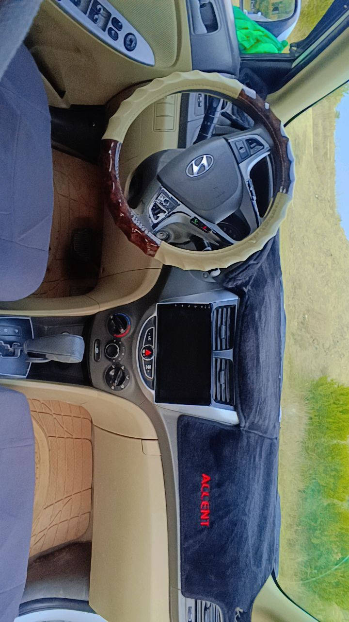 بيع مستعجل 
اكسنت 2015 خليجي محرك 1600 مسطرة بدون دوش رقم نجف باسمي تحويل ثاني يوم مكاني بابل الشوملي السعر 86  بيه مجال بسيط  وسونار مرفق بصور.. 
مواصفات شاشه تحكم ستيرن تخم تاير حدادية جديدة كير ومحرك خير من الله.. موجود عل فيس ورقمي ***********
