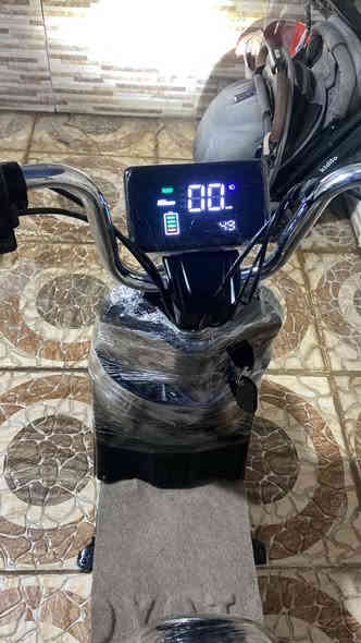 ماطور شحن حجم 14 نوعية الماسه 😎 البطاريات كبير وبشرط سعر 240الف ومجال موجود اربيل
***********
