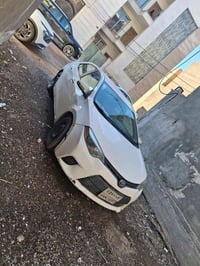 كورلا 2016 وارد امريكي  حادث جاملغ خلفي جهت السايق  ارباكات سليمه السع...