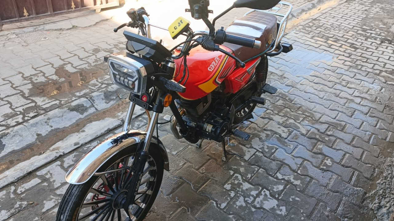 ارجع انشرهة بسبب الوعد الكاذبه دراجه أيراني للبيع موديل 25 مكينه 200c عنواني بغداد الزعفرانيه سعرهة 700


**إذا كنت صاحب هذا الإعلان وتريد حذفه لأي سبب، رجاءا أرسل رسالة إلى الدعم الفني**