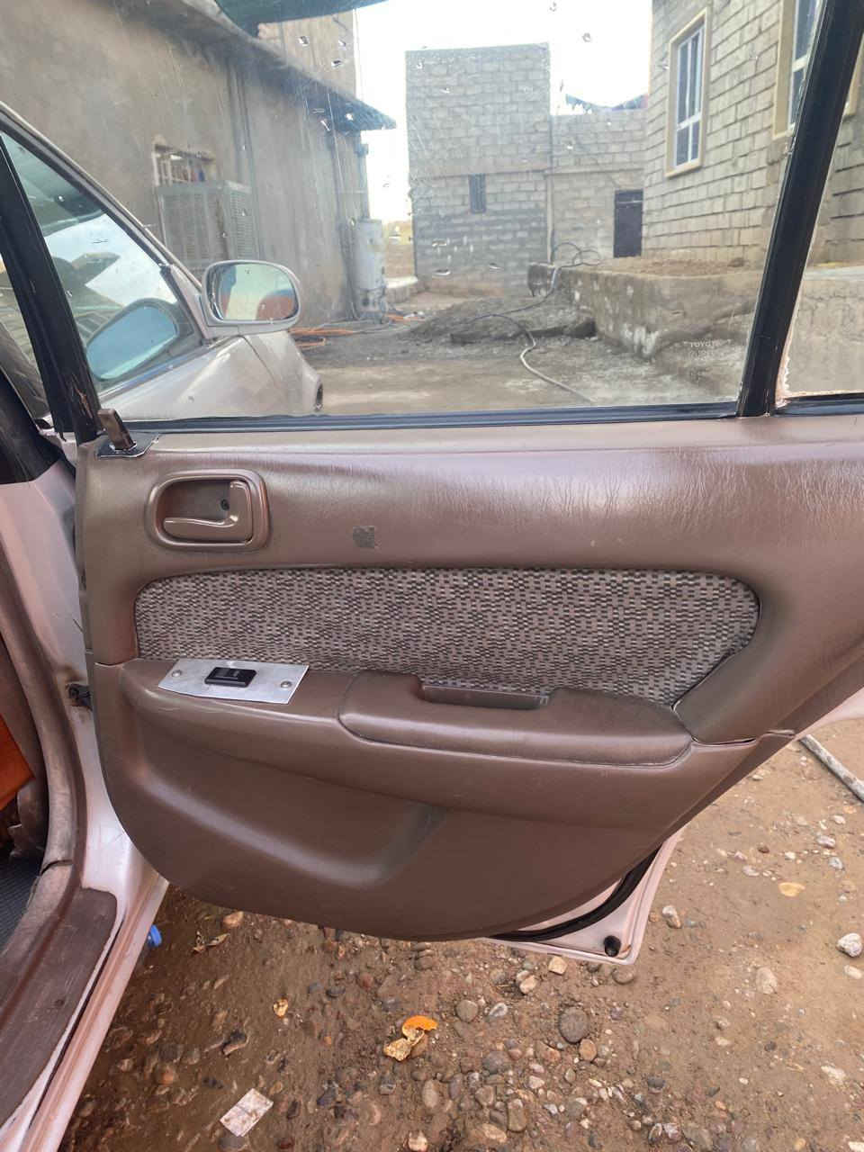 سلام عليكم كورله موديل 1995 رقم صلاح الدين دولي بسمي سنويه ل 2031 وهزه ل 2026 شهر 12 سياره جديده كير محرك 1600 مامفتوح شرط صدر طخم تاير كلها شقاله تدفئا تبريد كامل نقص راديتر قراض كلها كامل قايش  سياره دوشمه جديده كشانه بطاين بلاديه دشبول بلادي جديد وشرط كفاله عامه من صبغ وتبديل ابيع نقد لو ومراوس حسب القناعه مكان الشرقاط الشراي يتصل عل رقم
*********** 

***********
