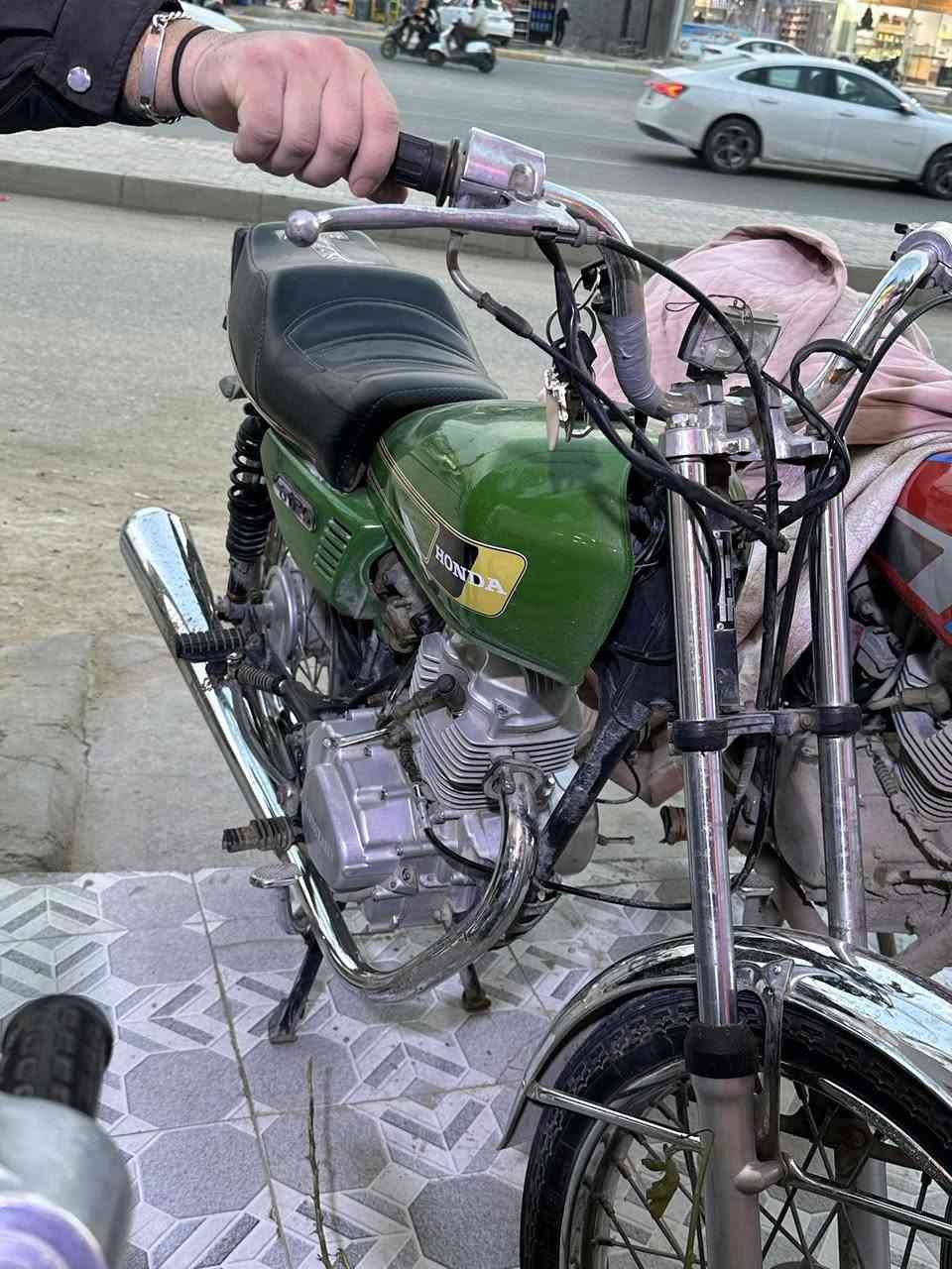 سلام اعليكم  اربعه كير للبيع نامه نضيفه   للبيع 400 وبيه مجال لخاص مفتوحه مكاني كربلاء


**إذا كنت صاحب هذا الإعلان وتريد حذفه لأي سبب، رجاءا أرسل رسالة إلى الدعم الفني**