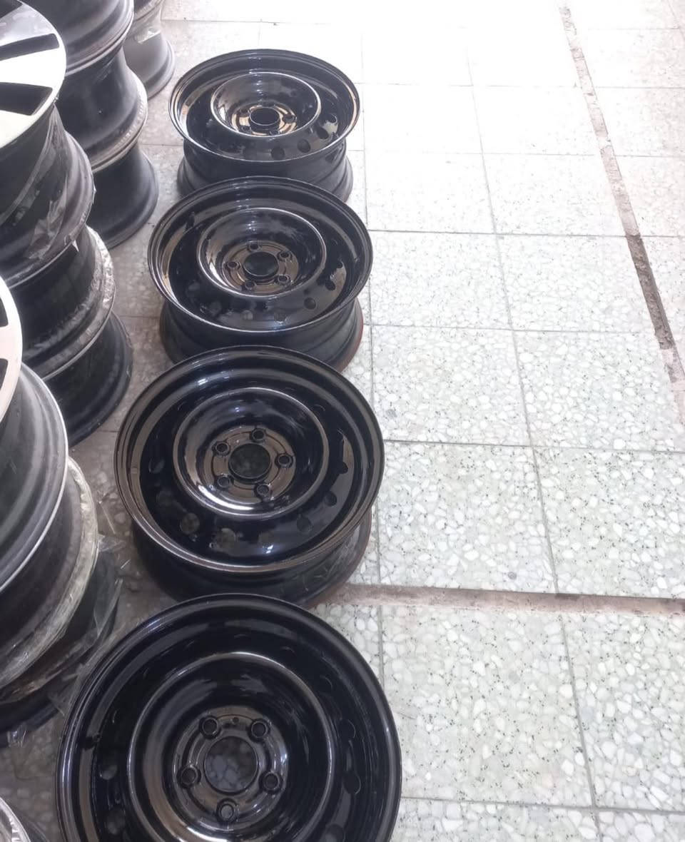 ويالة حديد متوفرة جميع الأحجام
#ديوانية 
تواصل/***********
