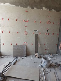 خلفه سراميك مصري متفرغ 07740760443