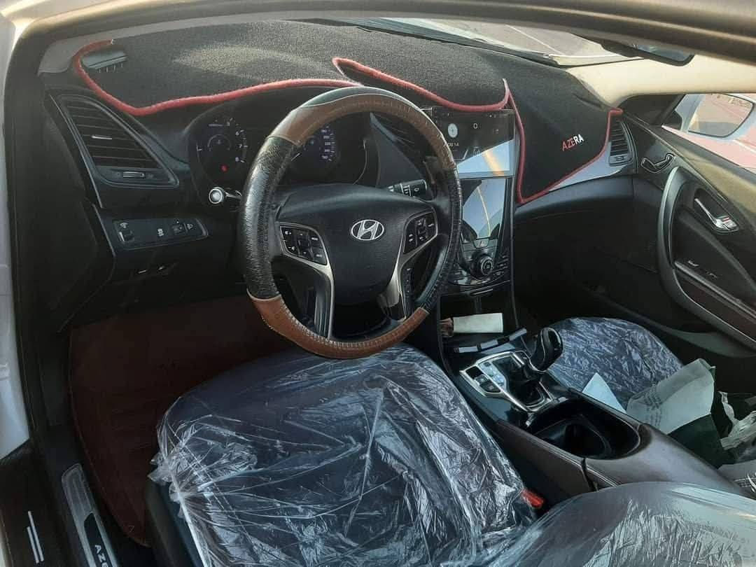 للبيع ازيرا ٢٠١٤ خليجي vip محرك 6 سلندر   بأسمي رقم مميز
السنويه مجدده لل٢٠٢٩ وهزه بعده مساقطه

بصمه ابواب بصمه تشغيل مواصفات ال vip معروفه  

بيه قطعه رش جاملغ خلفي  بدون دواخل شرط موجوده بالمنشور  قبل لا اسويه صورته 

وباب سايق مبدل وكاله طبق الاصل بدون دواخل اثر ماطور هي واكفه دعمه 

 كير/ ممفتوح بلاد شركه
المحرك //فقط كازكيت وشتغلته  وشغل درجه اولى مسويله بوش لاتنقيص لاتبخير 

السعر /١٣٥ 

للاستفسار الاتصال او مراسله واتساب/*********** المكان الرمادي
