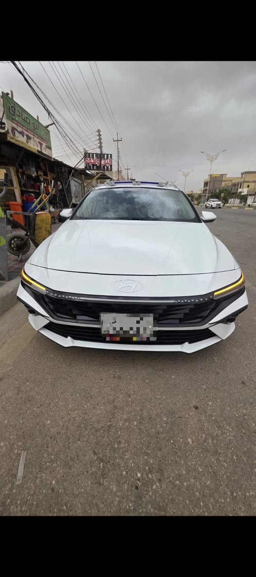 للبيع هونداي الانترا موديل 24 أمريكي بغداد باسمي
حادث فقط باارد اصبعين  ب البنيد وراس جاملغ كفالة بجم كبس راديترات بلاديه صور الحادث والسونار مرفقة مع المنشور ايرباك ستيرن 
مواصفات نص فول
تحكمات ستيرن جهتين
شاشة كبيرة
رادار أمامي خلفي جانبي 
قيادة ألية
تحديد مسار
كروز سرعة
درايف مود 
عداد ديجيتال
لايتات اصلية عدستين LED
إشارة LED
مكينة 2000 دوش مكينه كير كفاله 
***********
السعر 172
