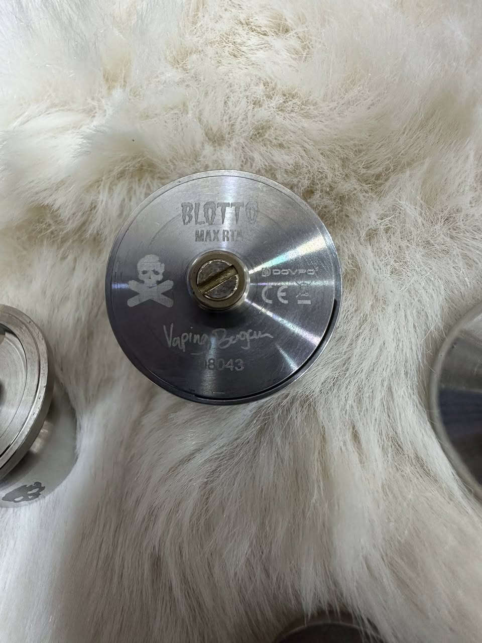 السلام عليكم
تانك بلوتو ريبيلد دويل اصلي بناء اخوان سعره بلمحلات 75 الف 
الي يريده 25 الف وبلعافيه مستعمل شي قليل تفاصيله موجوده بصوره


**إذا كنت صاحب هذا الإعلان وتريد حذفه لأي سبب، رجاءا أرسل رسالة إلى الدعم الفني**