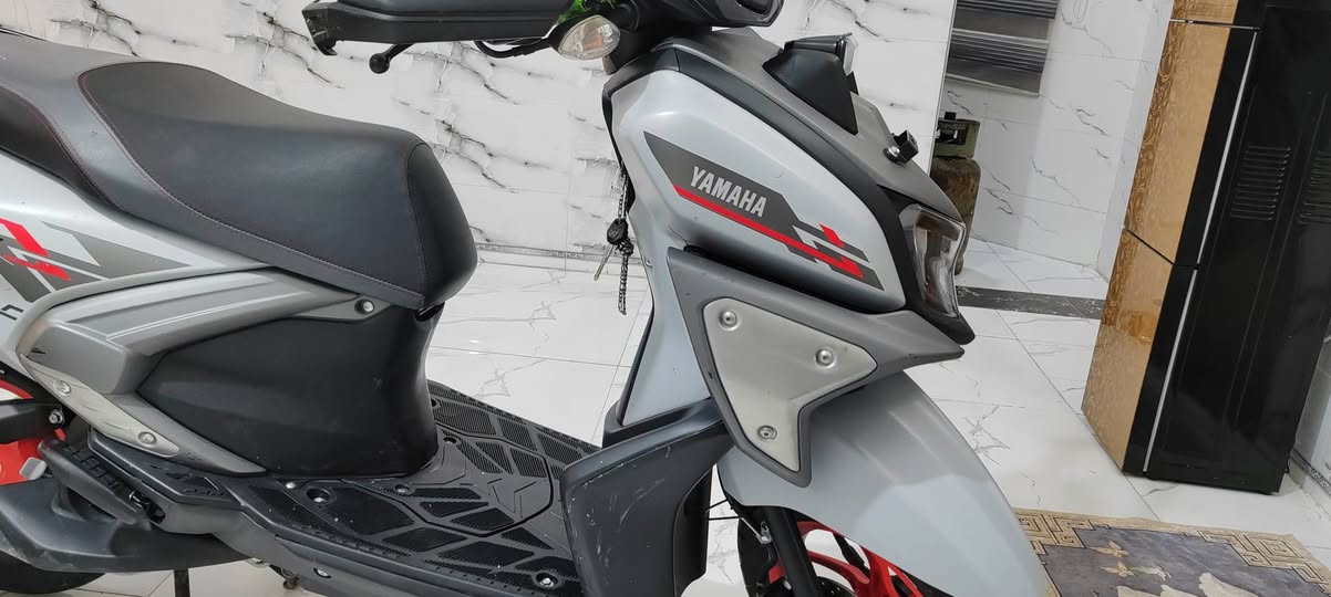 يا الله
زت آر موديل 2024 كفاله عامه سويجين
كلش جديده ما ماشيه دراجه وضع وكاله
السعر 2100 وبيهه مجال بسيط
***********
