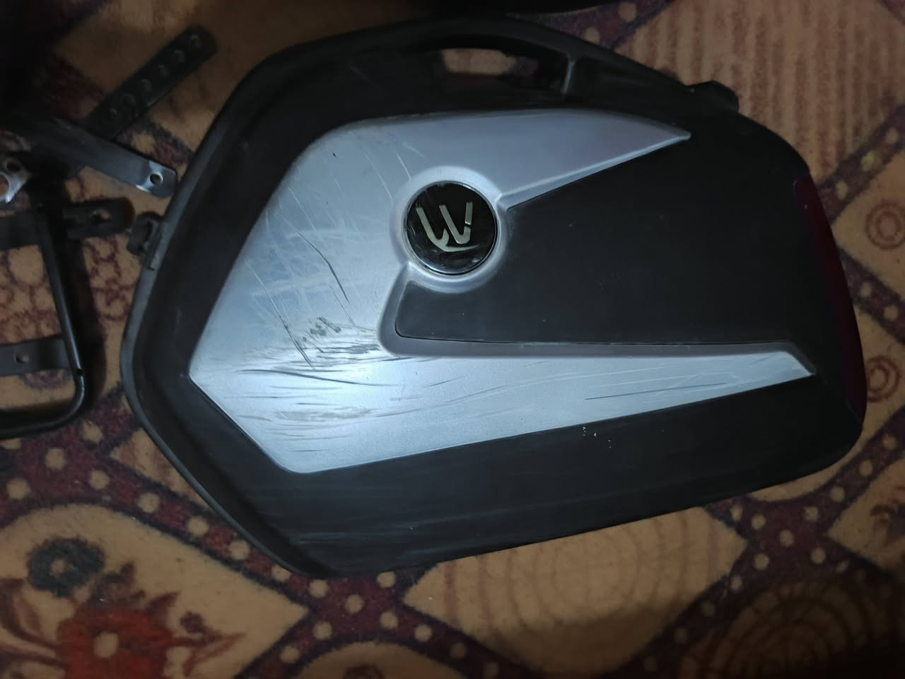 جنط دراجات ترهم عله كل دراجات الكيرر اصليه شوي مشخطه مستعمله قليل
سعر 125 بيه مجال قليل
عنوان مركز المدنيه بابل واكو توصيل لكل متر بالعراق
للتواصل***********
يوجد واتس
