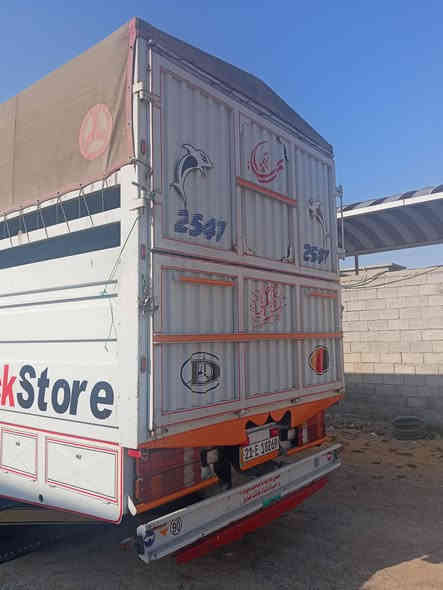 بدي للبيع بريص 4/50
طول 7/30
رتفاع 250 
عرض 260 يلزم سبعات 
كامل كهربائيات واقيات سبايدرات كامل مطبخ سعر 40$ 
مكان ديالئ خان بني سعد ***********/***********
