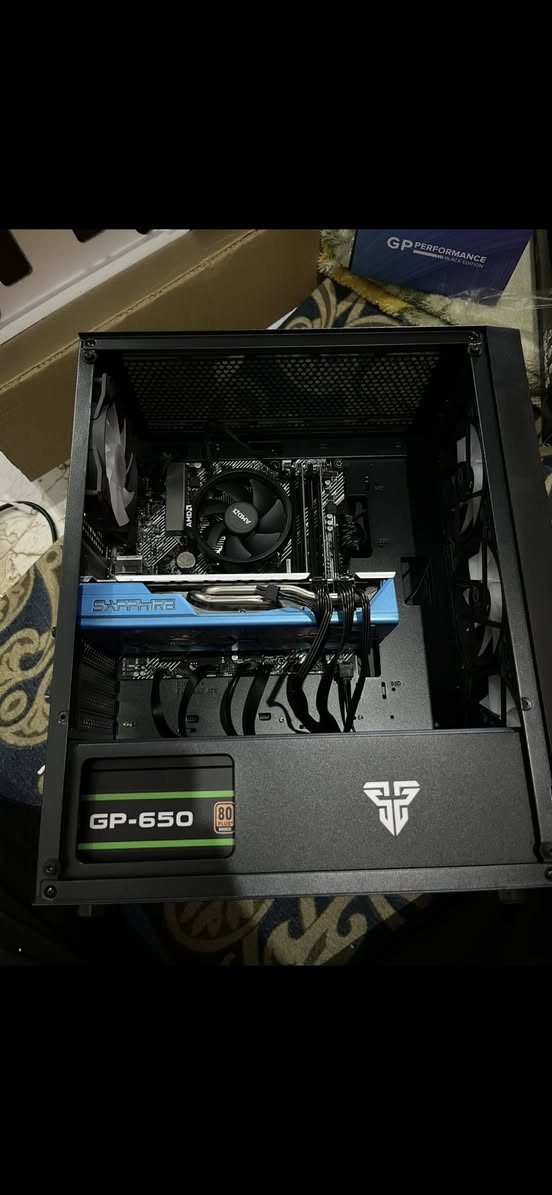 حاسبه العاب للبيع المواصفات:المعالج:r5 5500 :كرت الشاشه :rx590نيترو :الرامات :16گيگه :الهارد:256گيگه :المذزبورد:b450 السعر 600وبيها مجال بسيط مكاني البصره المعقل


**إذا كنت صاحب هذا الإعلان وتريد حذفه لأي سبب، رجاءا أرسل رسالة إلى الدعم الفني**