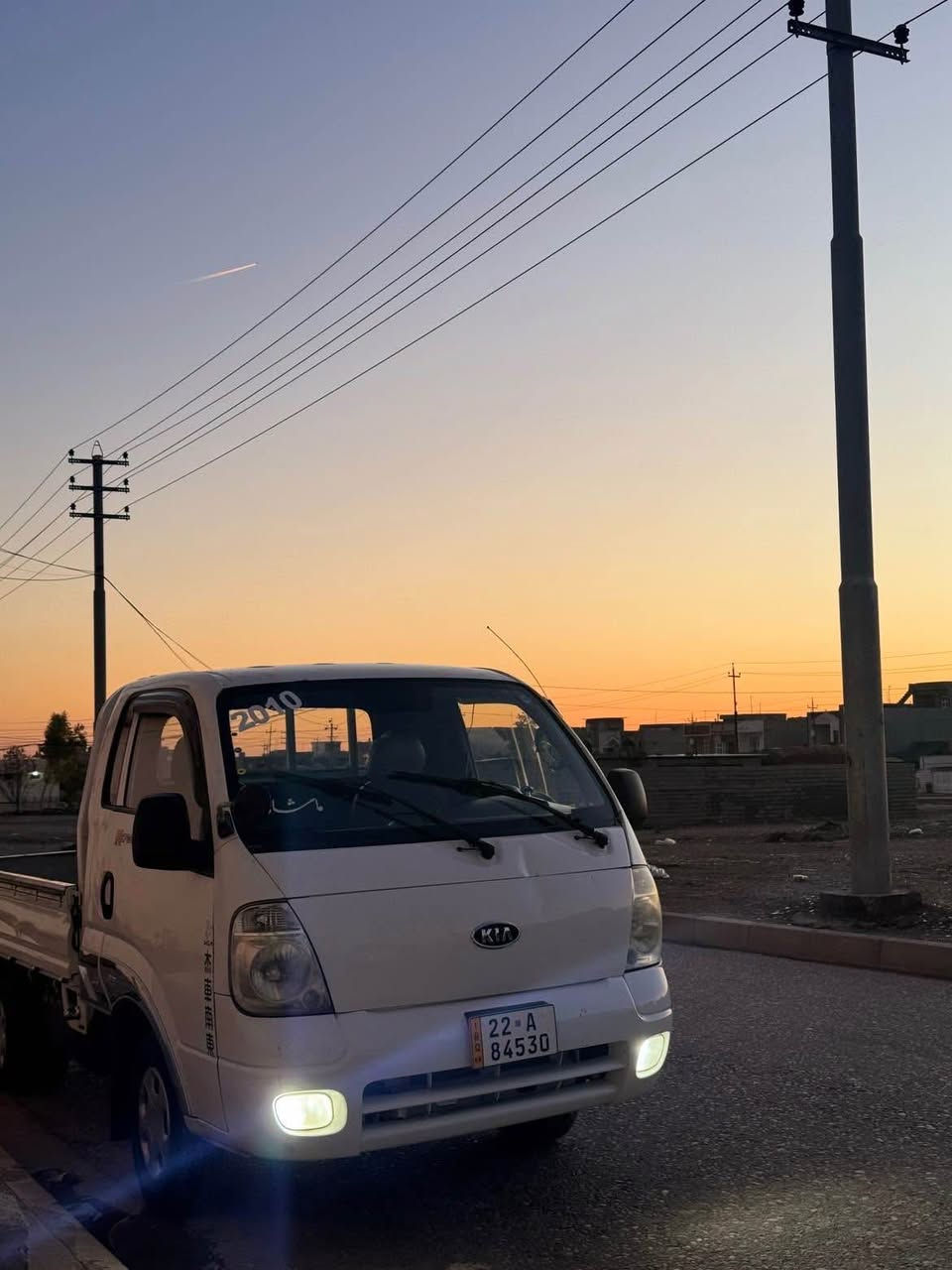 سلام و علیک . کیا مۆدێل ٢٠١٠ لۆک دووپەڵە بۆیاخی هەیە هیچی تری نییە زۆر جوانە سەیارەکە سەنەوی و رەقەم و هەموو شتی تازەیە تا ٢٠٣٠ بەناو خۆمانە زەریبەی لەسەر نیە نوقسانی نییە گێڕ و مەکینە و ئەکسل و شانسی بەشەرت  نرخی ٩٧ گەڵا و مەجال *********** أربيل, العراق
