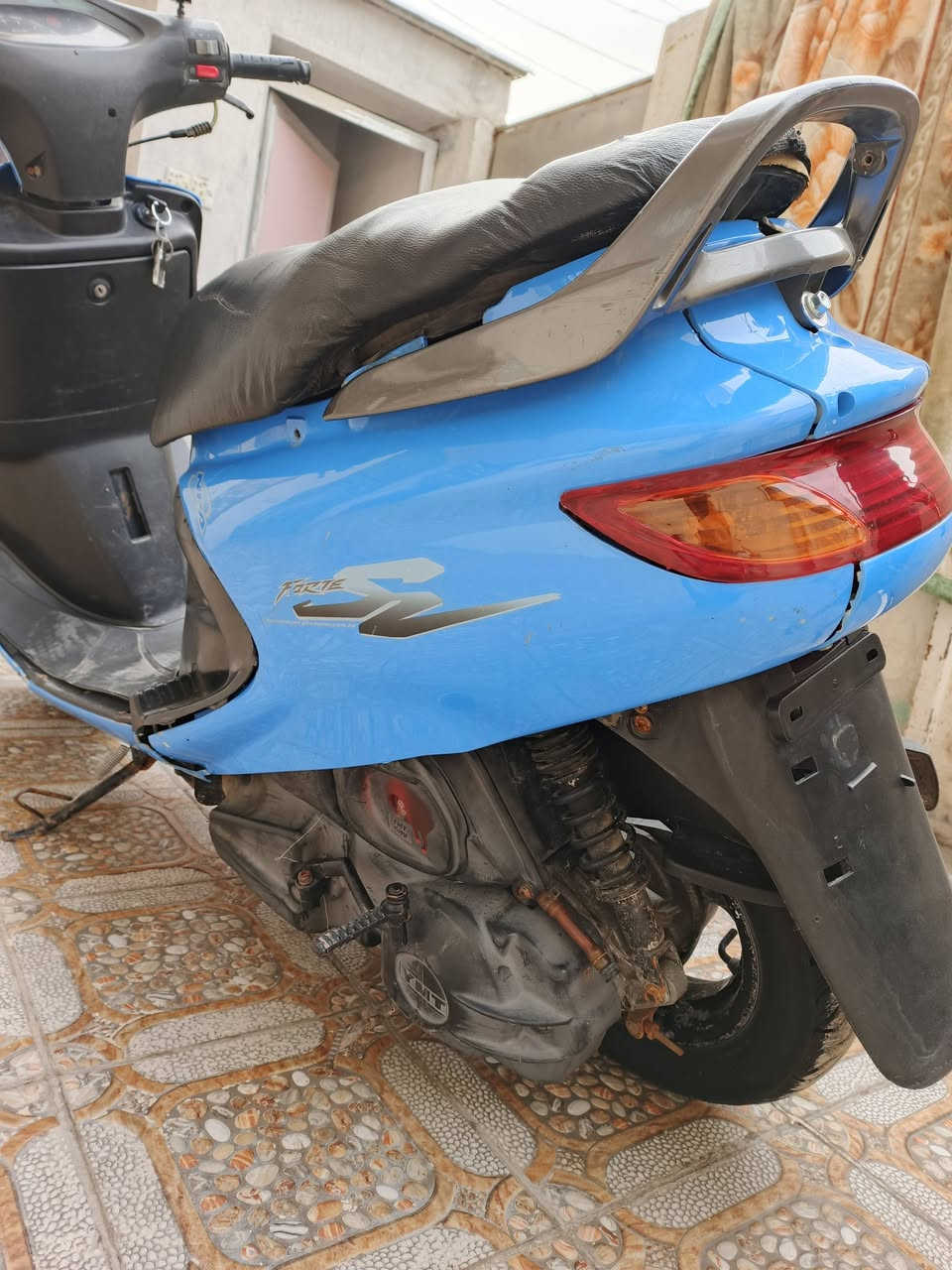 للبيع دراجه فراشه فحل 140 سلف هندر كهربائيات كله شغاله نضافه مثل ماشوف بعينك شلعه ومعدل فول مابيه أي نقص
سعر 300 وبيه مجال قليل مكاني حله بكرلي رقم ***********
