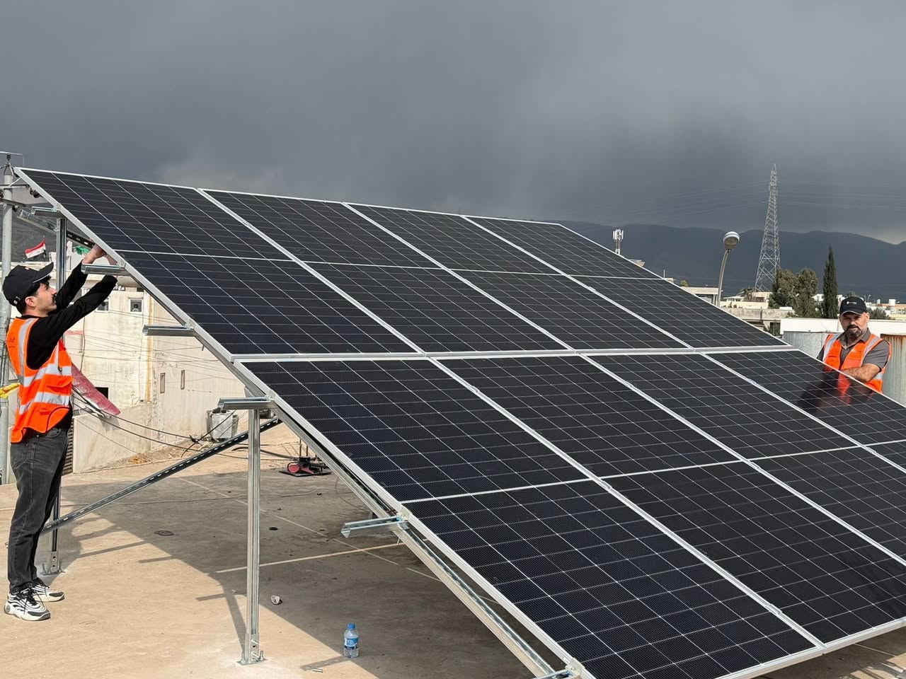 يتوفر لدينا أجود أنواع الطاقة الشمسية:


**إذا كنت صاحب هذا الإعلان وتريد حذفه لأي سبب، رجاءا أرسل رسالة إلى الدعم الفني**