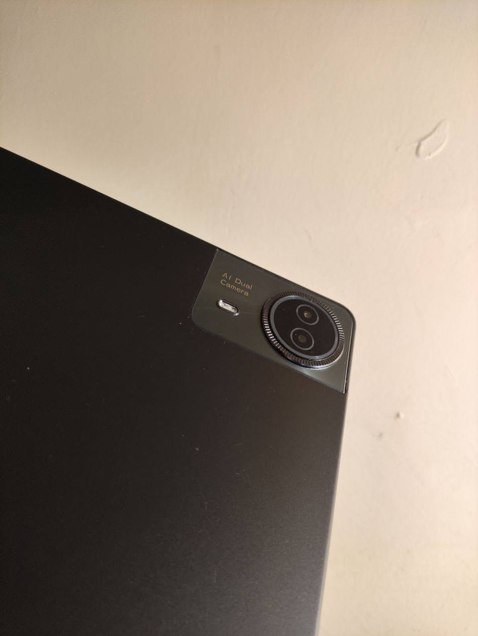 للبيع تابلت Teclast T50 Max.
جهاز غني عن التعريف، يجمع بين التصميم النحيف والأداء القوي، مناسب جداً للدراسة، الألعاب.

المعالج: Helio G99 (أداء سريع وسلس) 60 فريم بوبجي.

الشاشة: 11 إنش بدقة 2K وتردد 90Hz (سلاسة خرافية).

الذاكرة: 256 جيجا + 20 جيجا رام (8 أساسي + 12 توسعة).

البطارية: 8000 مللي أمبير.

النظام: أندرويد 14 الأحدث.
الجهاز نضيف كلش + يجي ويا ( ماوس + كيبورد + الكارتونة ).

💰 السعر: 200 الف 
📍 الموقع: بغداد - الكاظمية
📞 للتواصل: *********** - واتساب
