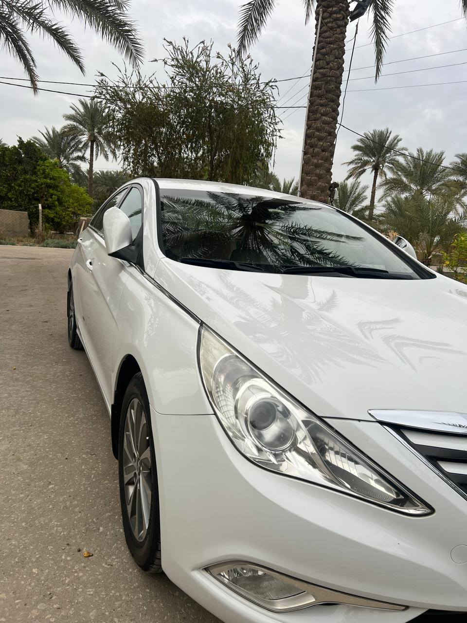 السلام عليكم للبيع سوناتا ٢٠١٤ خليجي كفاله عامه ماشيه ١٦٢ حقيقي رقم بغداد الدولي باسمي
ملاحظه السياره جديده وجاهزه وعلى وضع الشركه 
الاستفسار الاتصال على الرقم***********
