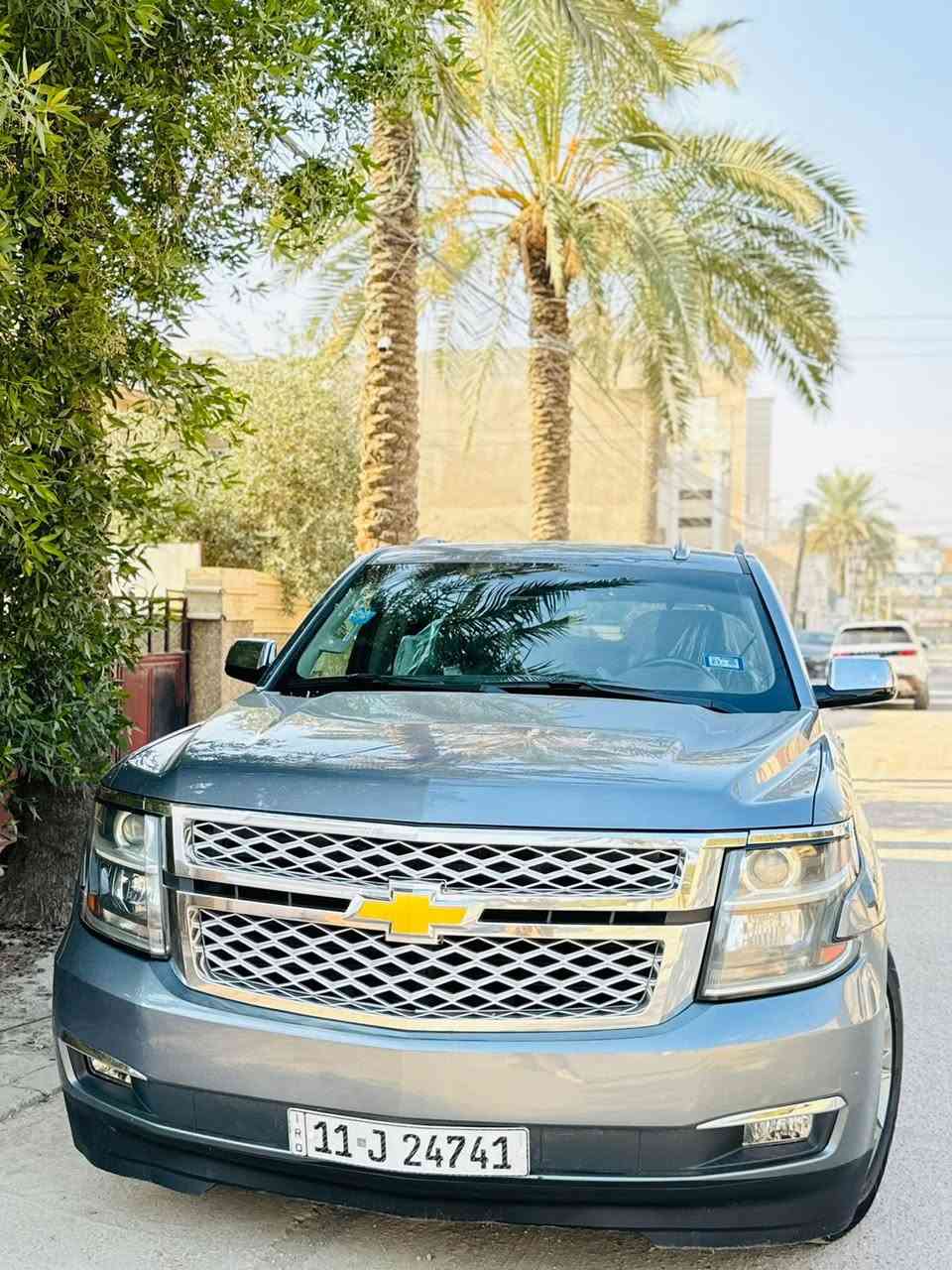 تاهو LT  العلامة الضوئية مديل 2019 اصل بسمي شخصين
السعر : 295 وبيها مجال 
رقم الهاتف ***********
حادثها جاملغ الخلفي وباب بدون ايرباك

رقم بغداد بسمي هزه وفحص جديده 

مواصفات ال LT معروفه 
بجم نيكل ودعامية دبل لحيه 
رادارات 
سقف كنتاره 
تخم تاير 
ويل مديل 23
تحديد مسار 
كشنات كهربائية
شاشة كبيرة 
عداد ديجيتال 
انظمة قيادة 
باب خلفي  كهرباء 
حساس امامي خلفي 
اوتو هود 
تحديد المسار
ثلاجة
وغيرها من المواصفات 
كجات برايمر 
مانع تصادم 
تشغيل عن بعد 
أبواب بصمه 
سايد بريك بصمه 
شاشه كاربلي
