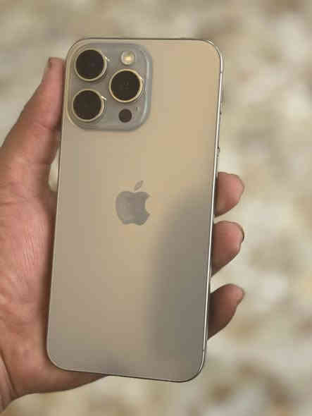 ايفون 15برو ماكس ذاكره 256
باتري  89حقيقيًًًً الجهاز مكفول من الفتح والصيانه
نضافه جدا عاليه   السعر   مليون و٧٥ الف
جهاز شرق اوسط وكاله ماستر ماستر كاكل ملحقات
م/الحصوه /هـ/ ***********
