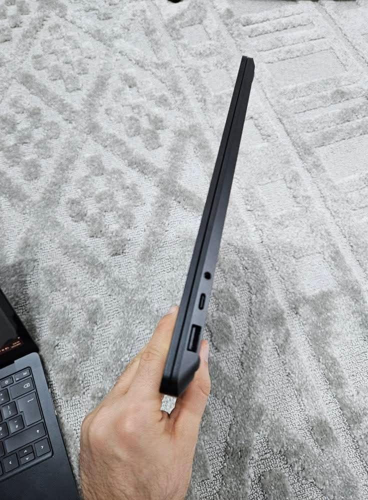 ئێستا surface laptop 3
 بەردەستە 🔥 🔥 
دیزاینێکی ڕاقی و بیڵد کوالیتی ناوازە 😎
کێشی سوک و تەنک 😌
شاشە لەمس و 2k ، ڕوونی و ڕەنگی زۆر جوان
سیستەمەکە و لاپتۆپەکەش لە هەمان کاتدا هی کۆمپانیای مایکرۆسۆفتن، 
گونجاندنێکی زۆر باشی بۆ کراوە
Core i5 1035G7 
Ram 8GB 
Storage 256 GB
Screen size 13.5 inch , 3:2 aspect ratio
Resolution 2k zor raqy w juan 😎

نرخ: 275 دۆلار السليمانية, العراق


**إذا كنت صاحب هذا الإعلان وتريد حذفه لأي سبب، رجاءا أرسل رسالة إلى الدعم الفني**