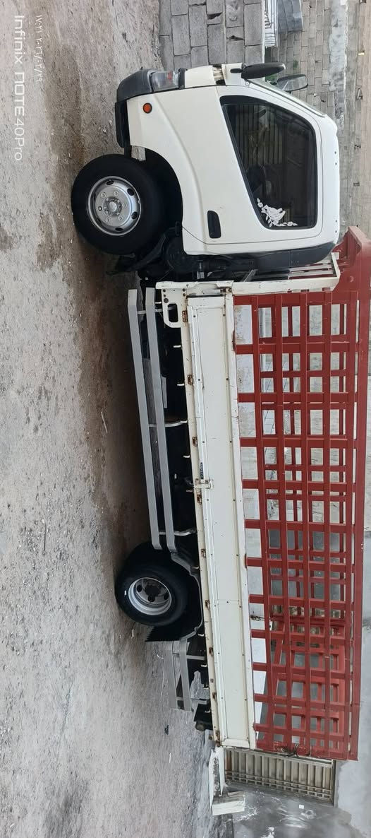 تيوته شيطان موديل 2003 اصل طول 5 متر 6 برقي فحل مكينه 7 نمر جديده سياره جاهزه للعمل رقم بغداد تحويل مباشر مكاني البصره سعر 125 وبين مجال بصيط علمن مكلف بلنشر مااجاوب عله اي واحد هاذ رقم راعيه وستفسر ***********
