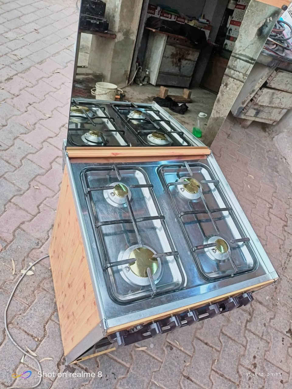 سلام عليكم طباخ للبيع تكنو تكنوجاز ايطالي صار كم يوم من اشترينا اريد طباخ اكبر كله شغال كهربائيات ايضا شغاله بعده بوضع الشركه 
الي يريده يراسلني 
***********
