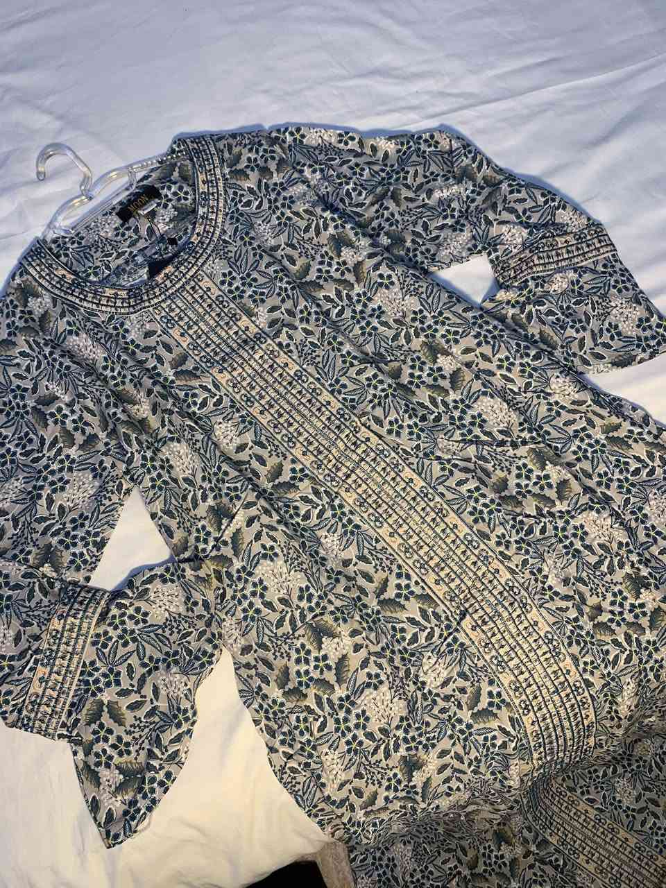 بنات رأيكم بالموديلات الالوان كشخه الصيف مخاوير ودراعات الخامة كشمير ايطالي  توصيل  🚚 متوفر كل المحافظات ٥ عند بيج متجر فوفو


**إذا كنت صاحب هذا الإعلان وتريد حذفه لأي سبب، رجاءا أرسل رسالة إلى الدعم الفني**