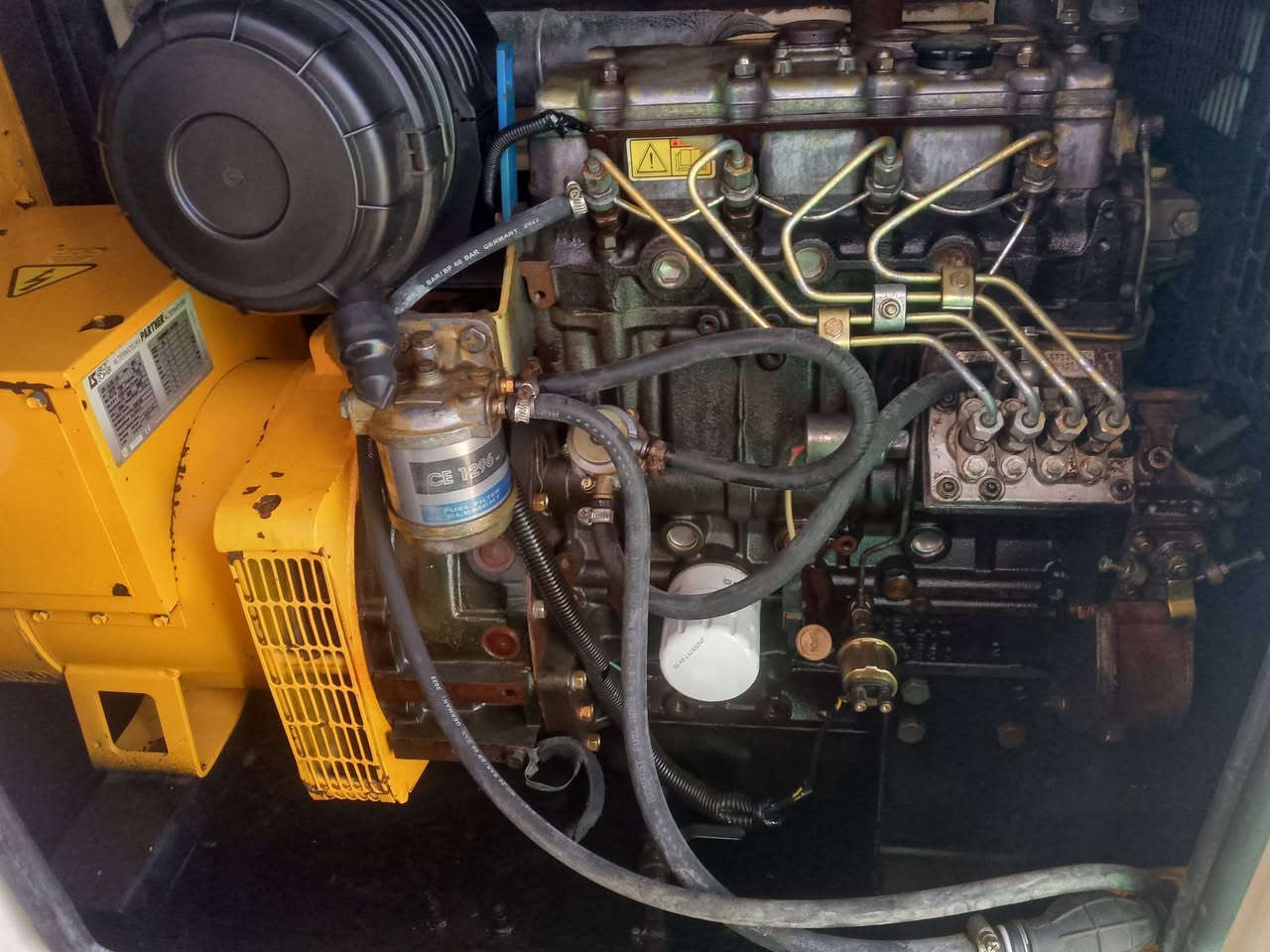 سلام عليكم  للبيع مولدة بيركز انكليزي 20 كيفي كاتم جديدة كلش  المولدة لا تنقيص ولا تبخير المولدة جاهزهة علة اخر حباية تجي تفحص وجيك يلة اتشيلهة السعر 35 وبيهة مجال الستفسار اكثر اتصل علة هاذ الرقم او مراسلة واتساب ***********/عنوان بغداد ابو غريب
