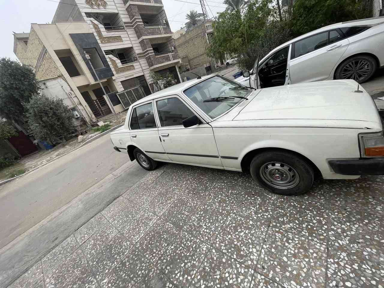 السلام عليكم 
كرونة للبيع كاملة السيارة السعر 48 وبيه مجال 
للاستفسار ‭***********‬
